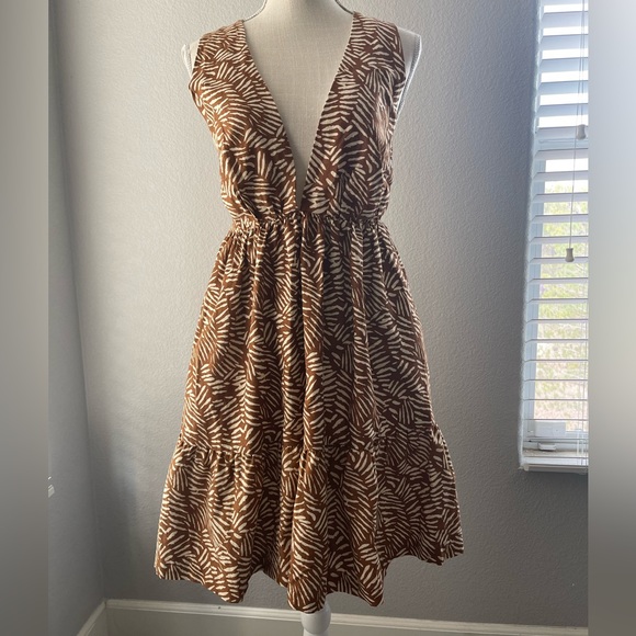 NWT House of Harlow Linen Dress Beachy Resortwear Halter Dress Size Medium - Picture 3 of 11